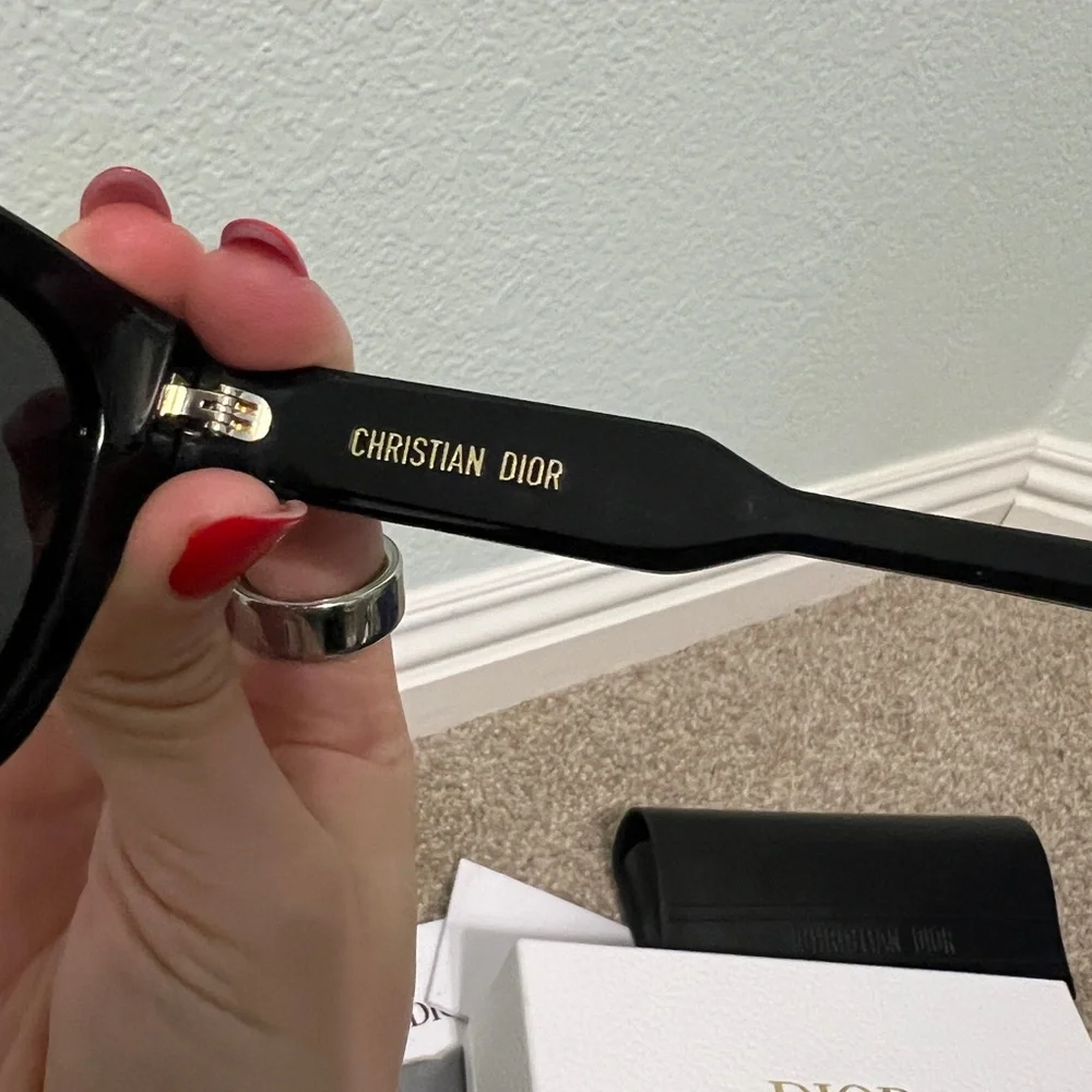Dior Black Sunglasses - Picture 4 of 5